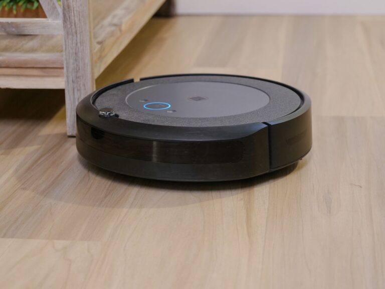 Guía práctica sobre el robot aspirador Cecotec Conga y la elección de recambios con FIXVAC